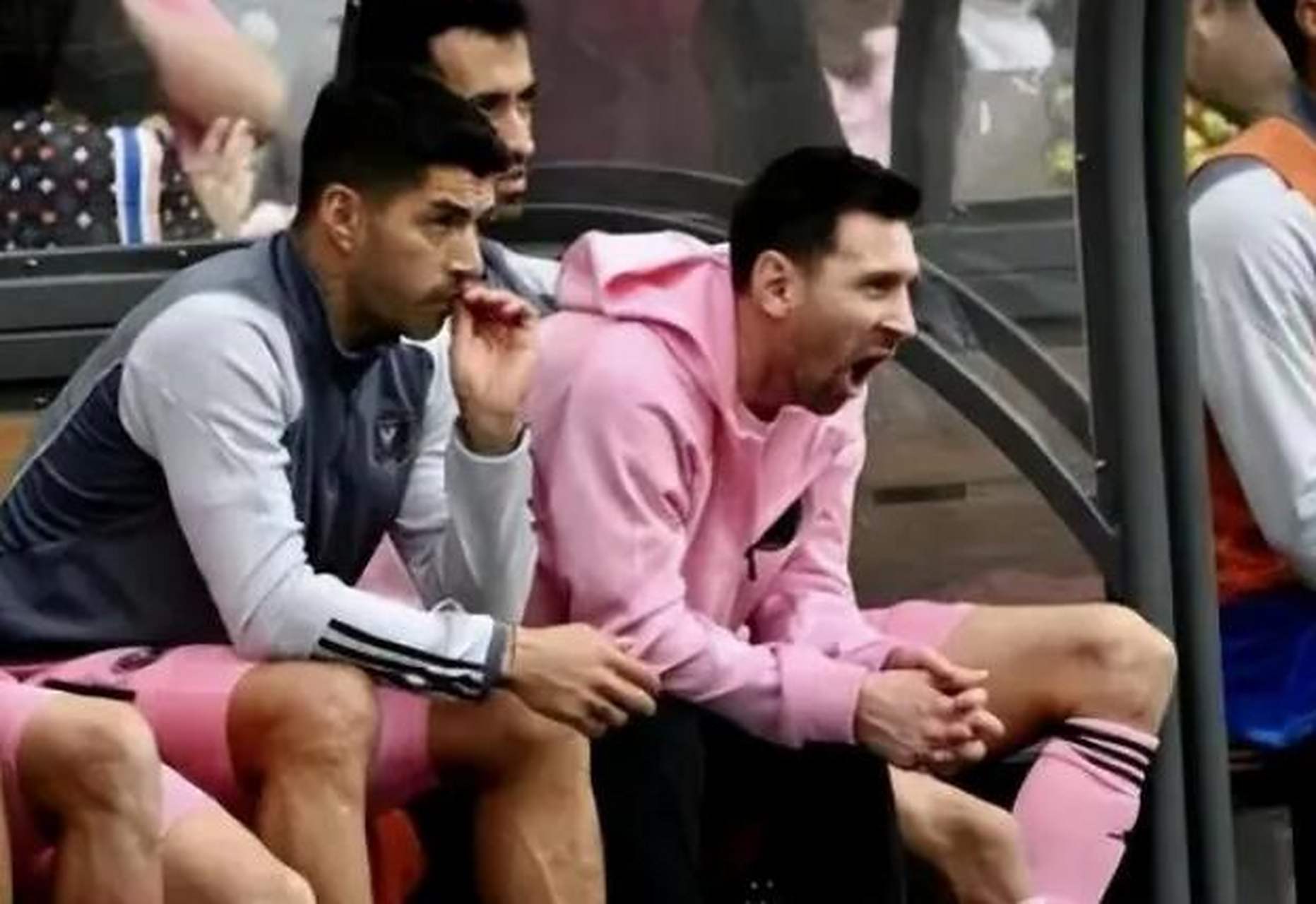 关于梅西赛事官方发布回归赛场新规，皇家马德里争议不断！的信息九游娱乐